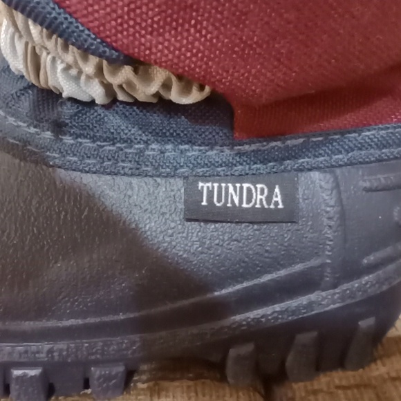 #583 Tundra Baby Winter Boots. Size: 6 - Picture 7 of 7